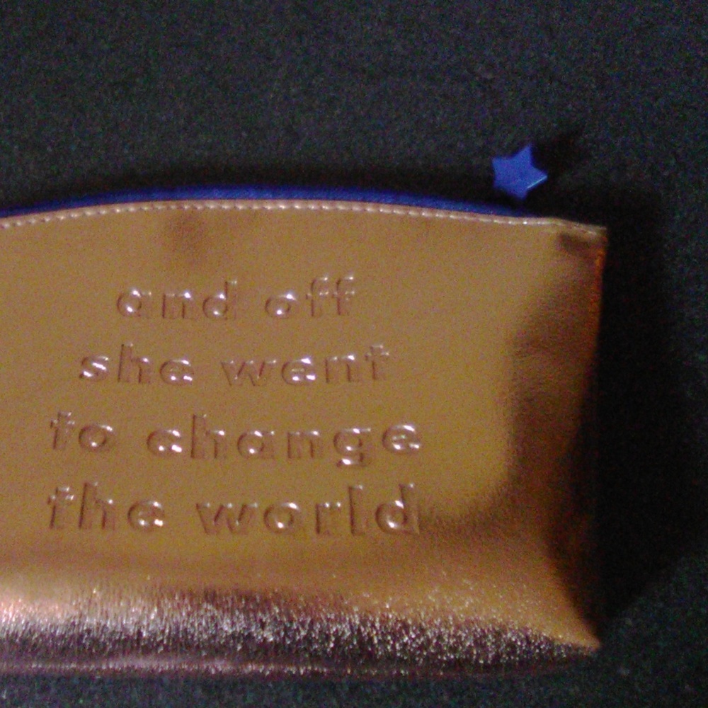 Cosmetic bag